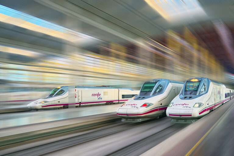 Renfe y Repsol validan el uso de HVO en los trenes turísticos de la Costa Verde